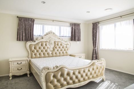 Photo of property in 66 Caldera Drive, Long Bay, Auckland, 0630