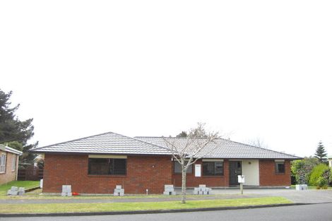 Photo of property in 22 Truby King Street, Merrilands, New Plymouth, 4312