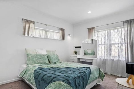 Photo of property in 16 Red Hill Road, Red Hill, Papakura, 2110