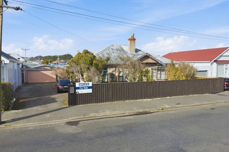 Photo of property in 55 Royal Crescent, Saint Kilda, Dunedin, 9012