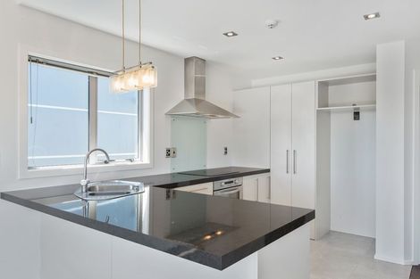 Photo of property in 3/8 Hutcheson Street, Sydenham, Christchurch, 8023