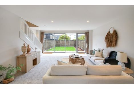 Photo of property in The Terraces, 18/9 Humber Street, Pandora, Napier, 4110