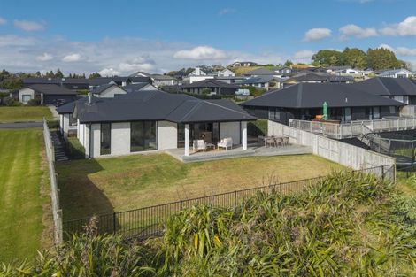 Photo of property in 18 Hass Drive, Ohauiti, Tauranga, 3112