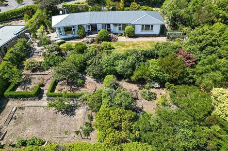 Photo of property in 35 Balmoral Lane, Redcliffs, Christchurch, 8081