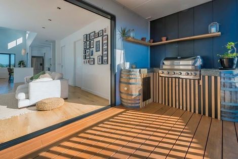 Photo of property in 16 Catalina Bay Drive, Hobsonville, Auckland, 0616