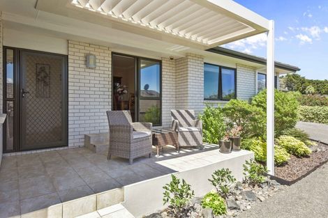 Photo of property in 8 Jelas Road, Red Beach, 0932