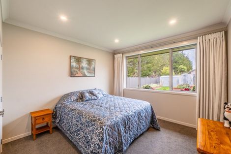 Photo of property in 47 Matua Grove, Otatara, Invercargill, 9879