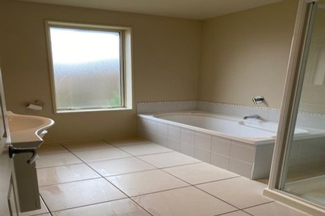 Photo of property in 37 Awatea Gardens, Wigram, Christchurch, 8042