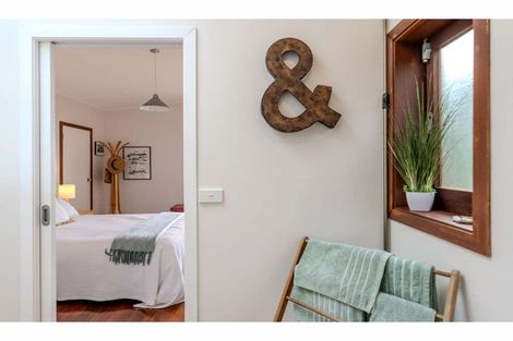 Photo of property in 135 Long Beach Road, Russell, 0202