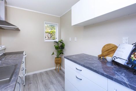 Photo of property in 7b Amber Grove, Birchville, Upper Hutt, 5018