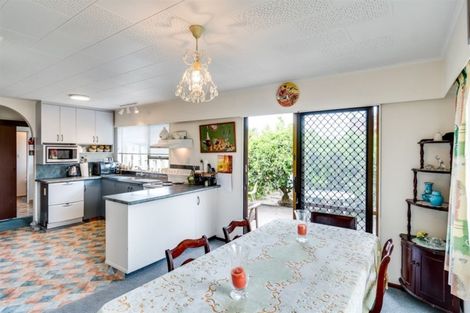 Photo of property in 174 Tait Drive, Greenmeadows, Napier, 4112