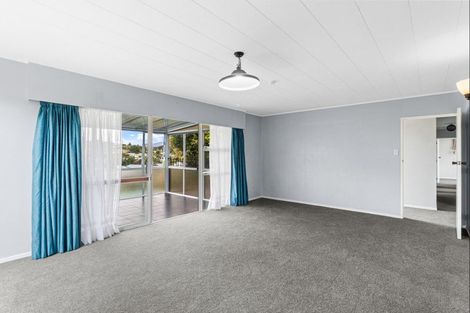 Photo of property in 162 Omata Road, Blagdon, New Plymouth, 4310