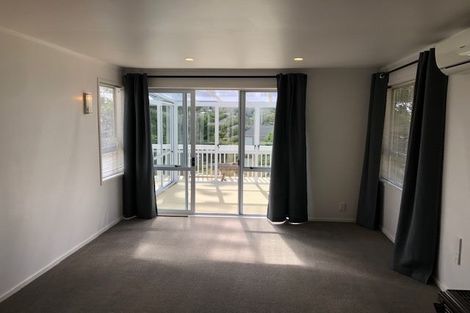 Photo of property in 1 Airey Place, Torbay, Auckland, 0630