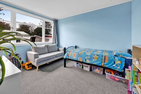 Photo of property in 40 Mahoe Street, Inglewood, 4330