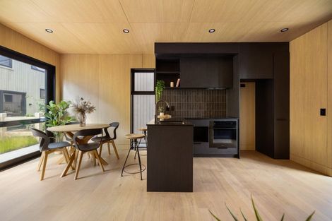 Photo of property in 13 O'meara Street, Swanson, Auckland, 0614