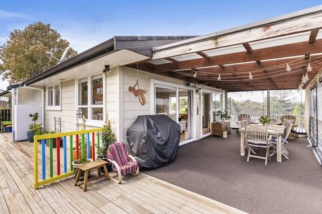 Photo of property in 32 Windy Ridge Road, Glenfield, Auckland, 0629