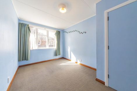 Photo of property in 2a Montrose Place, Takaro, Palmerston North, 4412