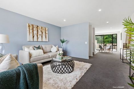 Photo of property in 19/8 Thatcher Crescent, Crofton Downs, Wellington, 6035