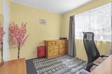 Photo of property in 76 Brandon Street, Featherston, 5710