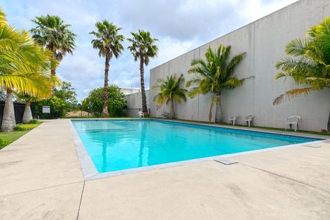 Photo of property in 11e/30 Westward Ho, Glen Eden, Auckland, 0602