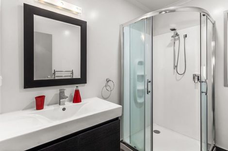 Photo of property in 31 Hamon Place, Pukehangi, Rotorua, 3015