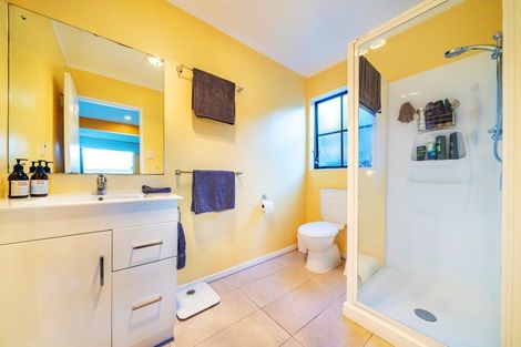 Photo of property in 28 Castle Crescent, Stokes Valley, Lower Hutt, 5019