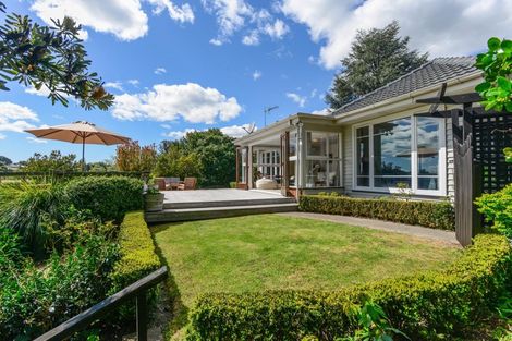 Photo of property in 59 Lucknow Road, Havelock North, 4130