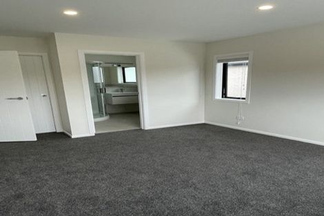 Photo of property in 79b Chilcott Road, Henderson, Auckland, 0612