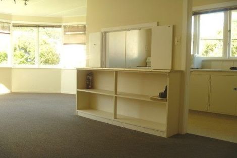 Photo of property in 5/15 Brougham Street, Mount Victoria, Wellington, 6011