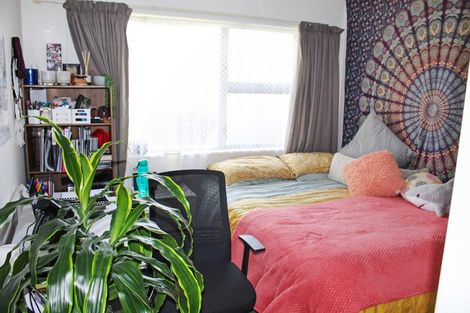 Photo of property in 576 Main Street, Palmerston North, 4410