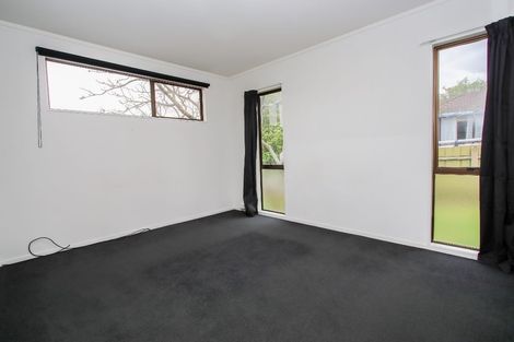 Photo of property in 19 Matipo Crescent, Pukete, Hamilton, 3200