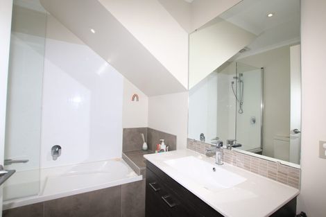 Photo of property in 184 Hobsonville Point Road, Hobsonville, Auckland, 0616