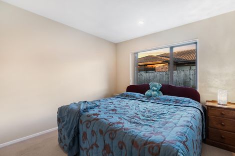 Photo of property in 25 Artillery Drive, Papakura, 2110