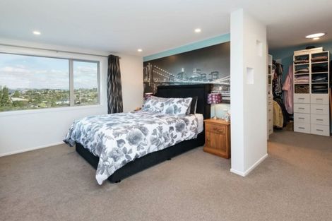 Photo of property in 59 Litten Road, Cockle Bay, Auckland, 2014