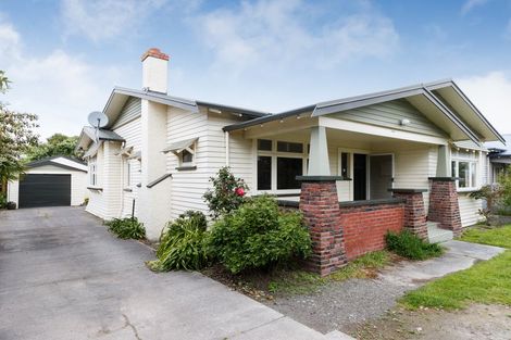 Photo of property in 11 Miro Street, Takaro, Palmerston North, 4410