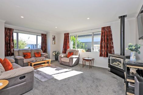 Photo of property in 8 Manganui Place, Te Awa, Napier, 4110