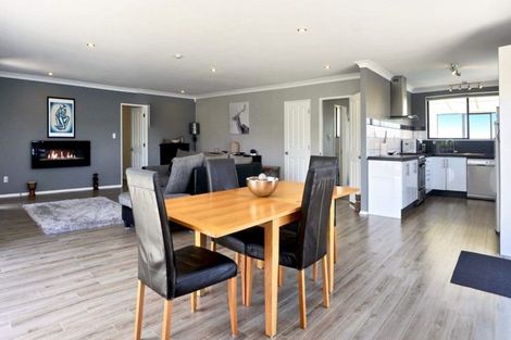 Photo of property in 40 Pukehina Parade, Pukehina, Te Puke, 3189