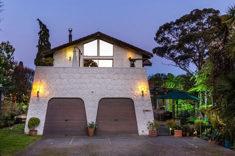 Photo of property in 817 Acacia Bay Road, Acacia Bay, Taupo, 3330