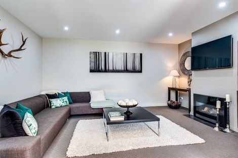 Photo of property in 139 Kent Terrace, Taradale, Napier, 4112