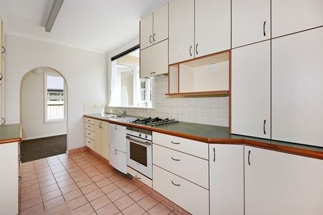 Photo of property in 71 Saint Martins Road, Saint Martins, Christchurch, 8022