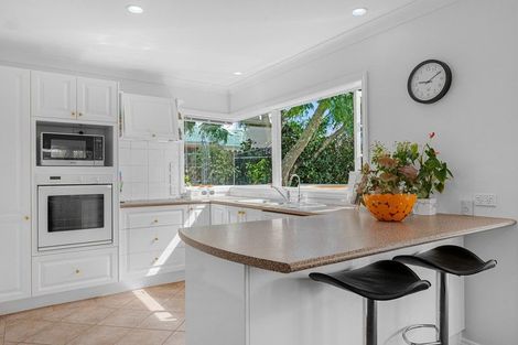 Photo of property in 4 Wentwood Place, Torbay, Auckland, 0630