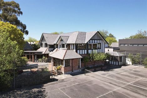 Photo of property in 283 Papanui Road, Merivale, Christchurch, 8052