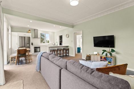 Photo of property in 127 Mornington Road, Kenmure, Dunedin, 9011