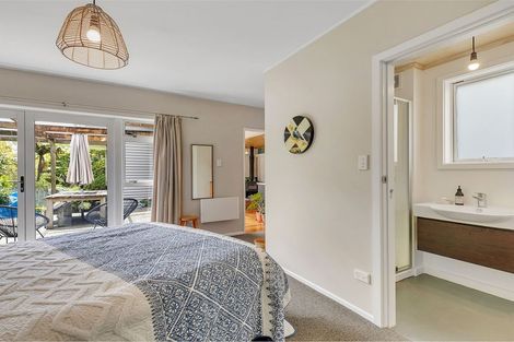 Photo of property in 4 Stephen Street, Tawa, Wellington, 5028