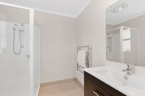 Photo of property in 4 Laly Haddon Place, Matakana, Warkworth, 0985