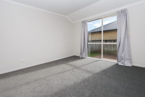 Photo of property in 183 Old Farm Road, Hamilton East, Hamilton, 3216