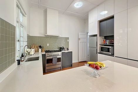 Photo of property in 71 Mcintyre Road, Mangere Bridge, Auckland, 2022