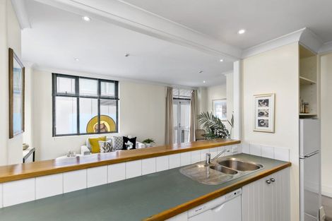 Photo of property in Kelvin House, 3f/16 The Terrace, Wellington Central, Wellington, 6011