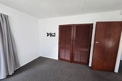 Photo of property in 53 Norana Road, Timberlea, Upper Hutt, 5018