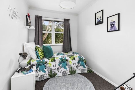Photo of property in 9 Mascot Street, Tawa, Wellington, 5028